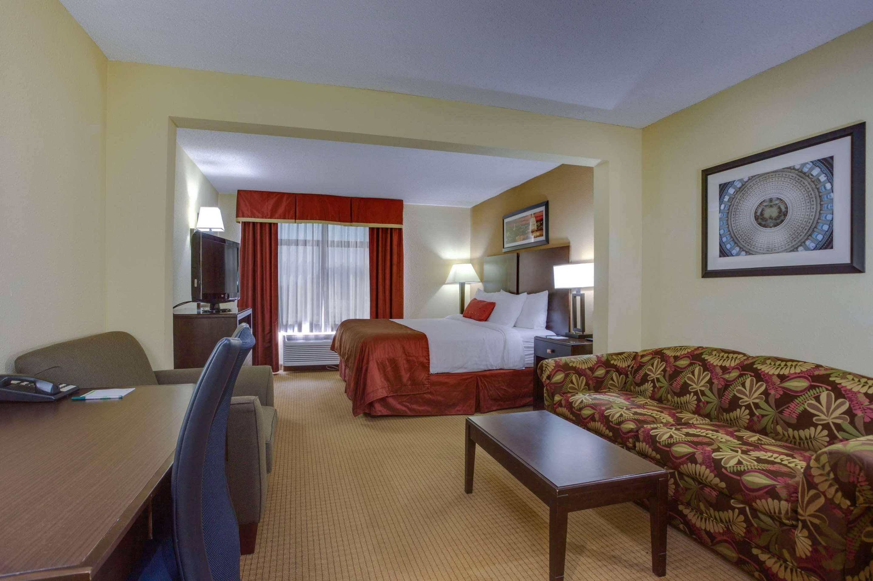 Wingate By Wyndham - Dulles International Hotel Шантили Екстериор снимка