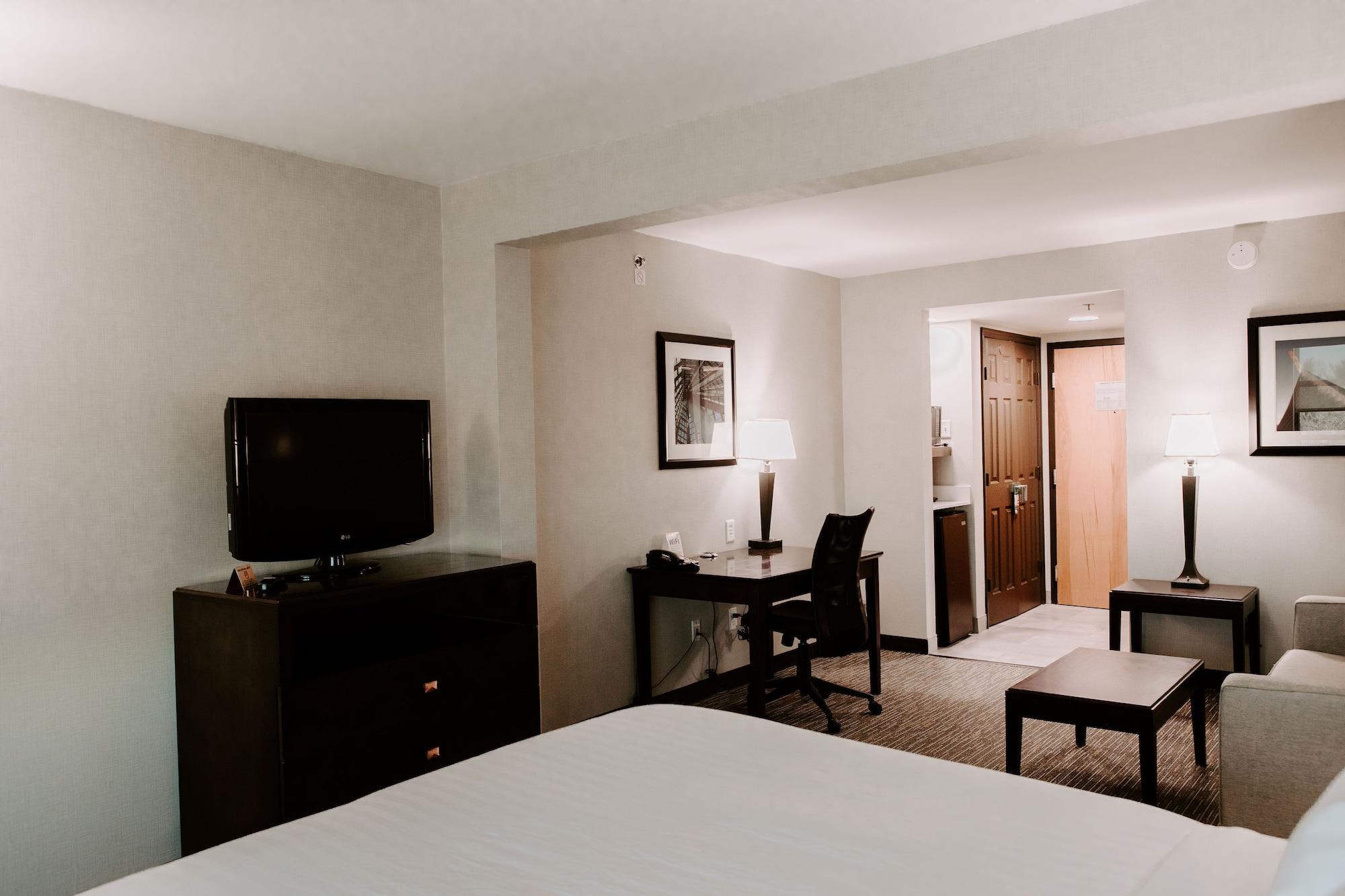 Wingate By Wyndham - Dulles International Hotel Шантили Екстериор снимка