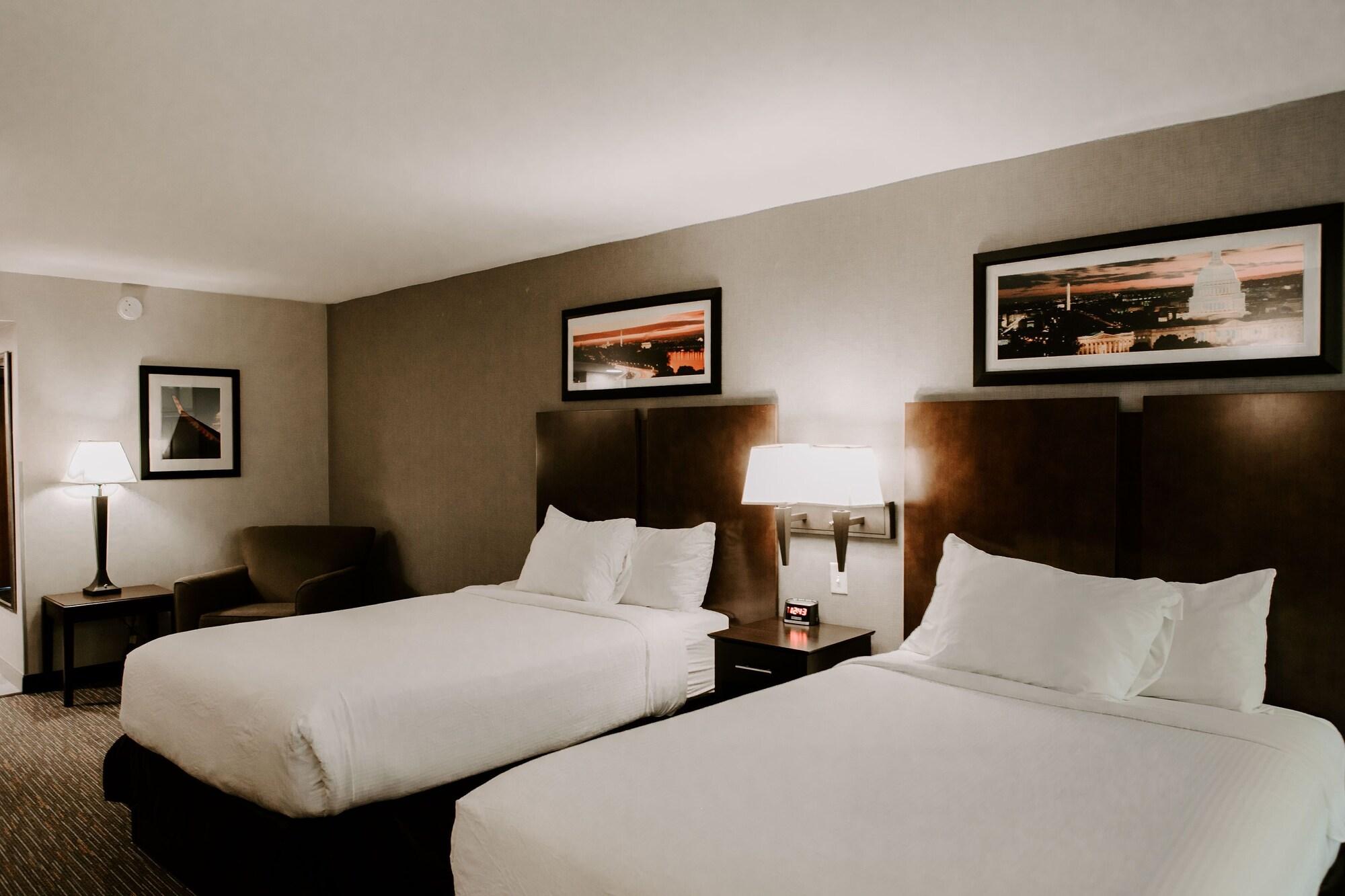 Wingate By Wyndham - Dulles International Hotel Шантили Екстериор снимка