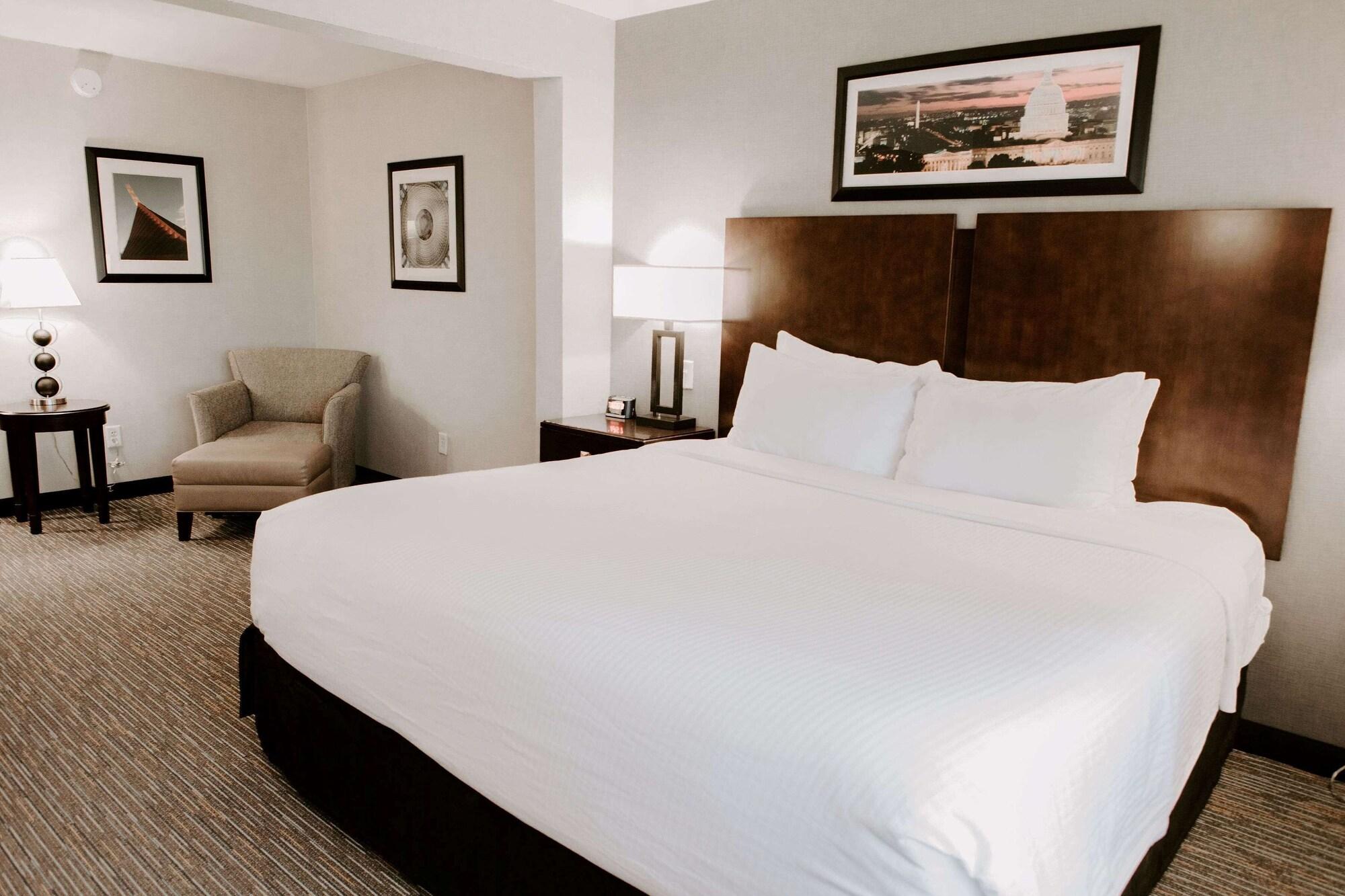 Wingate By Wyndham - Dulles International Hotel Шантили Екстериор снимка
