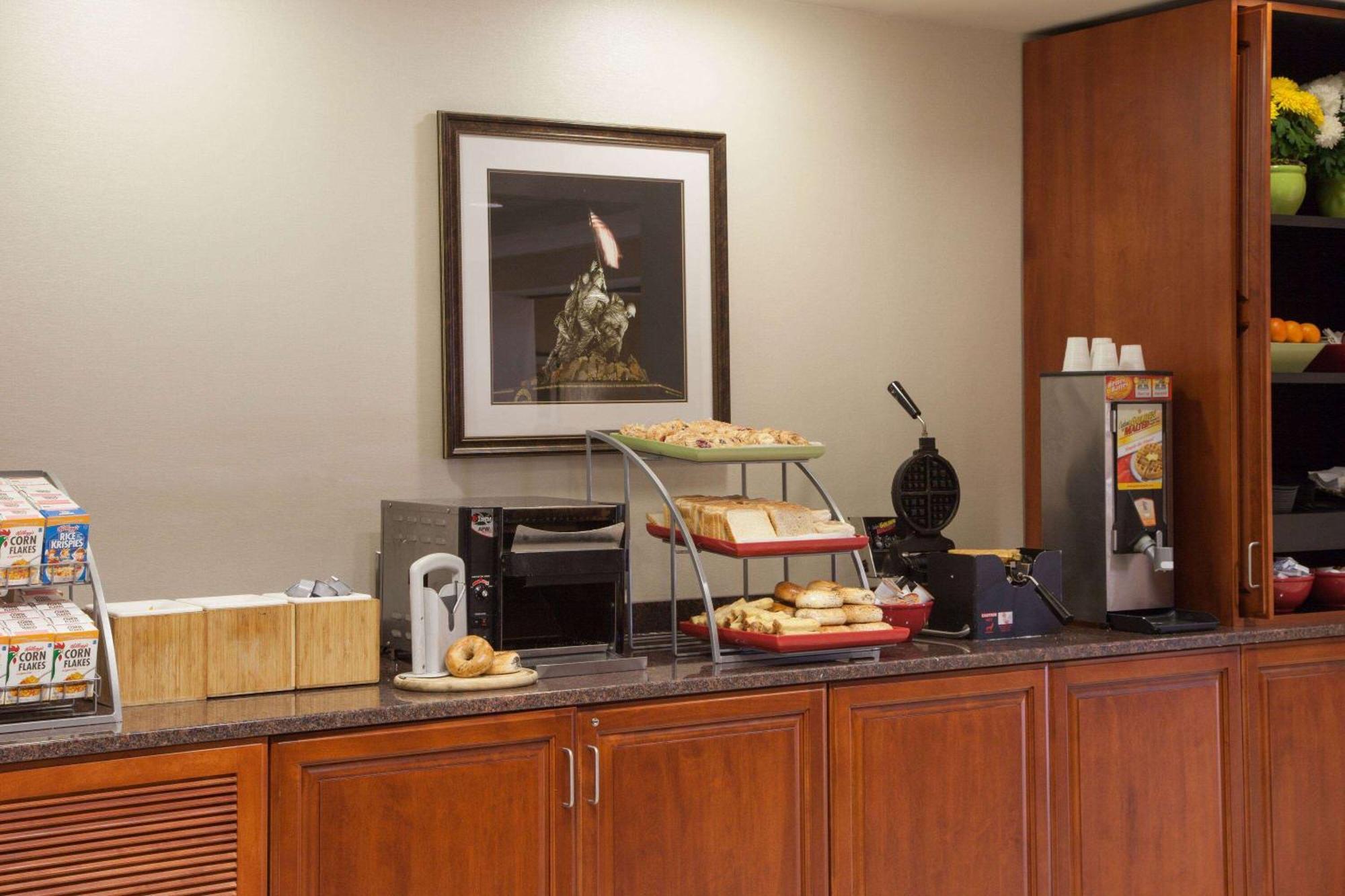 Wingate By Wyndham - Dulles International Hotel Шантили Екстериор снимка